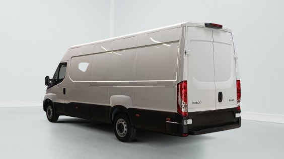 Iveco Daily 35S18 3.0 V16 H2 180CV Blanc