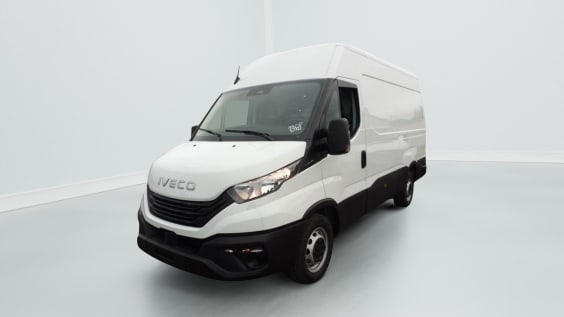 Iveco Daily 35S16 2.3 V12 156CV Blanc