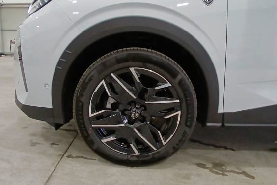 Peugeot 3008 Hybrid 136 e-DCS6 GT Blanc Okenite
