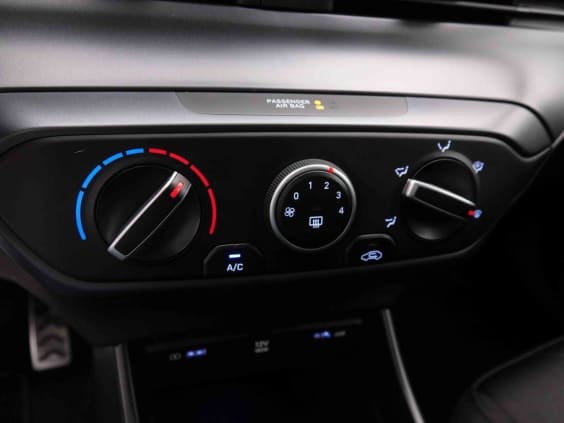 Hyundai Bayon 1.0 T-GDI 100 MHEV COMFORT Blanc