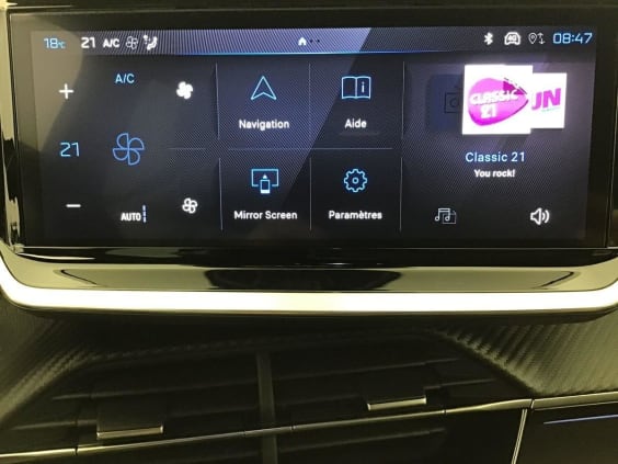 Peugeot 2008 HYBRID 145 Gt  1.2 HYBRID 136 Gris Selenium