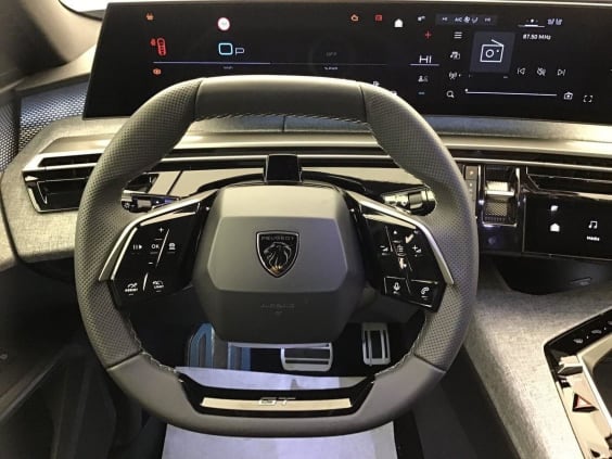 Peugeot 3008 Phase 4 Gt 1.2 HYBRID 145 Bleu Ingaro