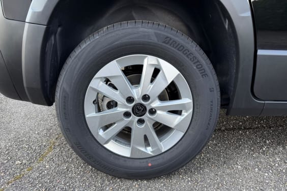 Peugeot Rifter STANDARD N1 1.5 BLUEHDI 130 ALLURE EAT8 Noir Perla Nera