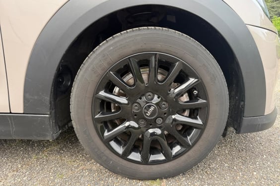 Mini Mini 5 portes (F55) HATCH 1.5 136 COOPER EDITION PREMIUM BVA7 5P Rooftop Grey