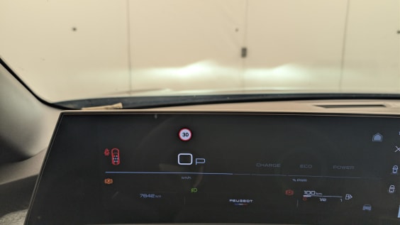 Peugeot 5008 HYBRID 145 CH E-DCS6 ALLURE Bleu Obsession