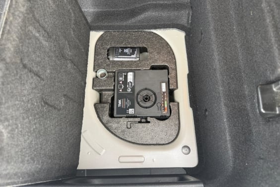 Mini Mini 5 portes (F55) HATCH 1.5 136 COOPER EDITION PREMIUM BVA7 5P Rooftop Grey