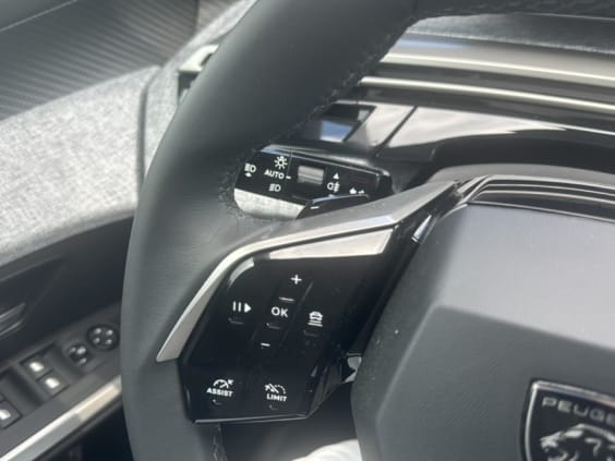 Peugeot 5008 Hybrid 145 allure e-dcs6 Noir