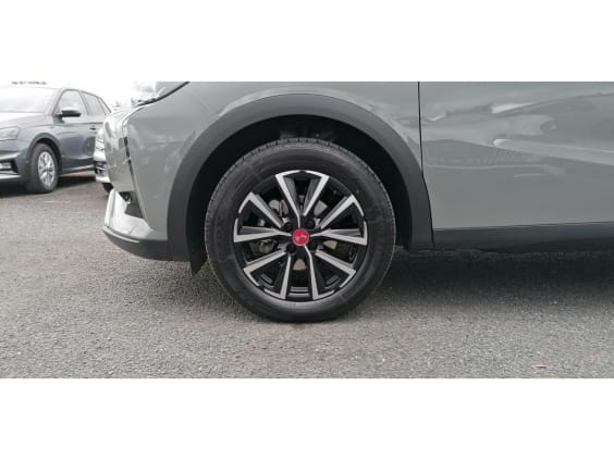 DS DS3 Crossback 1.2i Turbo 130 Performance Line Gris