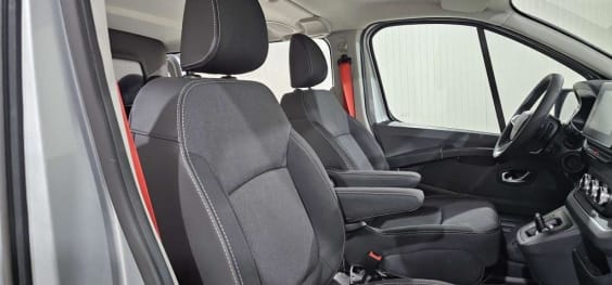 Renault TRAFIC CABINE APPROFONDIE TRAFIC CA BLUE DCI 170 L1H1 3T AUTO EXTRA Gris Highland