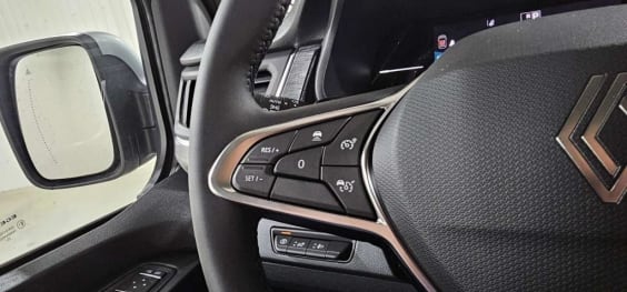 Renault TRAFIC CABINE APPROFONDIE TRAFIC CA BLUE DCI 170 L1H1 3T AUTO EXTRA Gris Highland