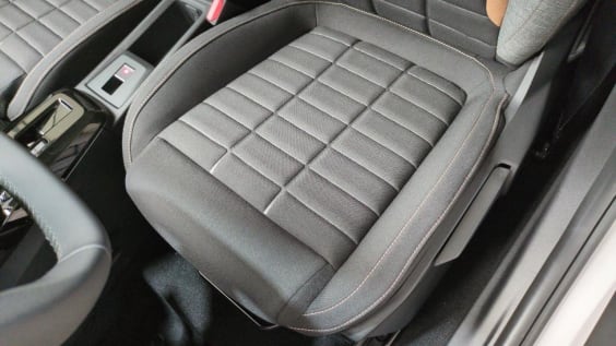 Citroën C3 Aircross Hybride 145 ch Aut Plus Blanc Banquise