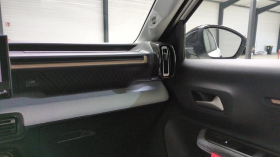 Citroën C3 Aircross Hybride 145 ch Aut Plus Blanc Banquise