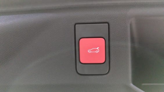 Peugeot 5008 HYBRID 145CH E-DCS6 GT Gris Artense / Toit Noir