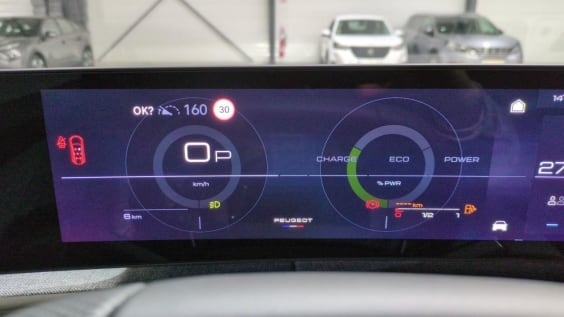Peugeot 5008 HYBRID 145CH E-DCS6 GT Gris Artense / Toit Noir