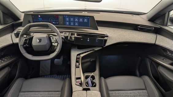 Peugeot 3008 Hybrid 145 e-DCS6 Allure Gris Artense