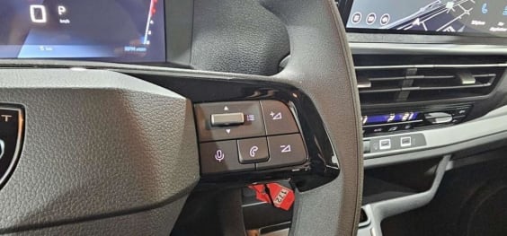Peugeot Traveller Traveller M 2.2 Diesel 180ch S&S EAT8 Business Gris Titane