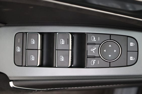 Nissan QASHQAI Tekna Plus 1.3 DIG-T Mild Hybrid 158 hp X-TRONIC Grey