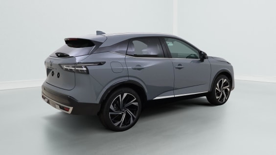 Nissan QASHQAI Tekna Plus 1.3 DIG-T Mild Hybrid 158 hp X-TRONIC Grey