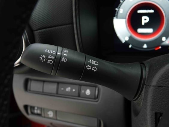 Nissan JUKE 1.0 DIG-T 114 DCT N-Connecta Rouge