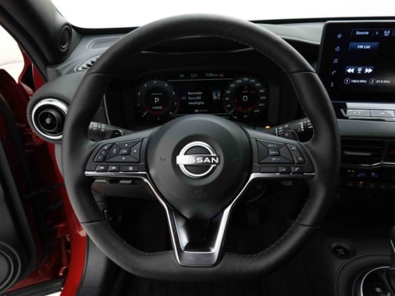 Nissan JUKE 1.0 DIG-T 114 DCT N-Connecta Rouge