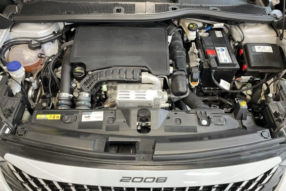 Peugeot 2008 100 S&S BVM6 Allure Blanc Okenite