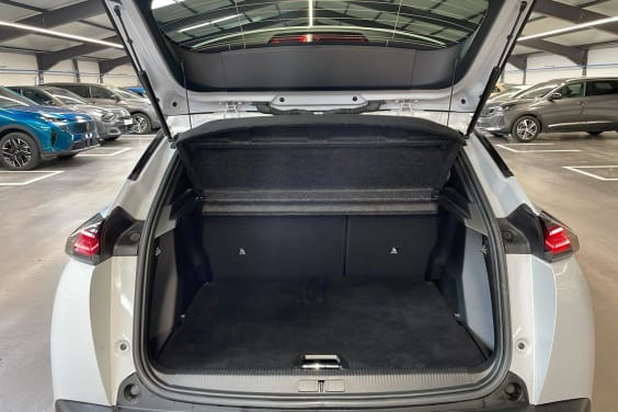 Peugeot 2008 100 S&S BVM6 Allure Blanc Okenite
