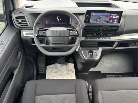 Fiat Scudo Combi Xl 2.2 180 pack eat8 9 pl Noir