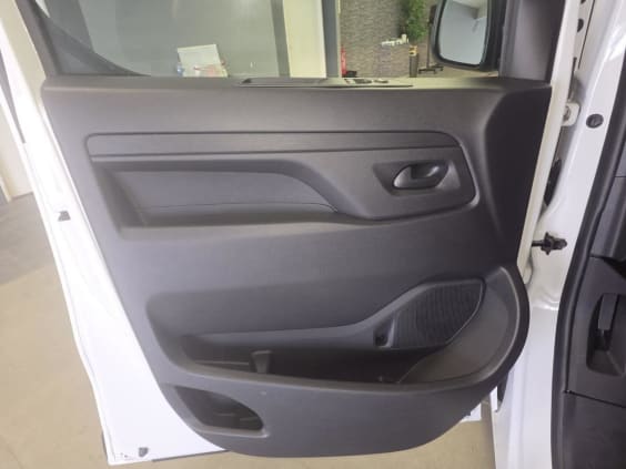 Opel VIVARO M 2.0 BlueHDi - 180 - BV EAT8 Blanc