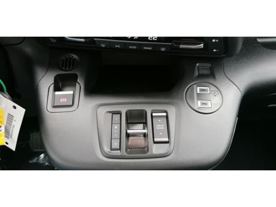 Citroën Berlingo N1 1.5 BLUEHDI 130 EAT8 MAX Gris Acier