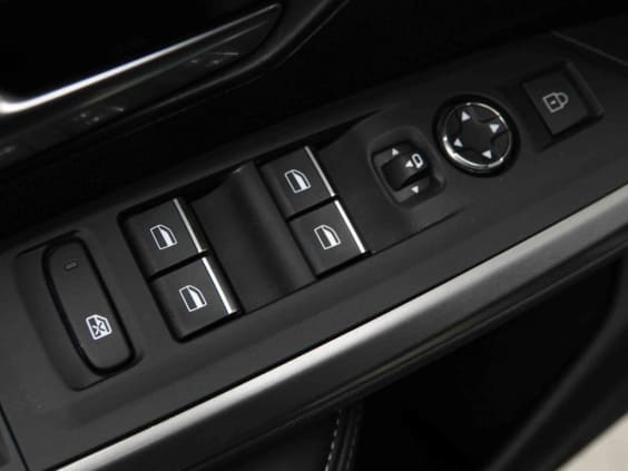 Peugeot 5008 HYBRID 145 AUT GT Bleu