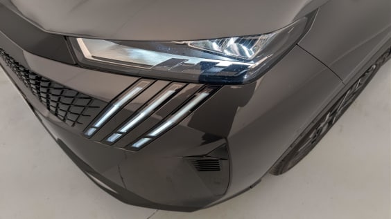 Peugeot 3008 Hybrid 145 e-DCS6 Allure Gris Titane