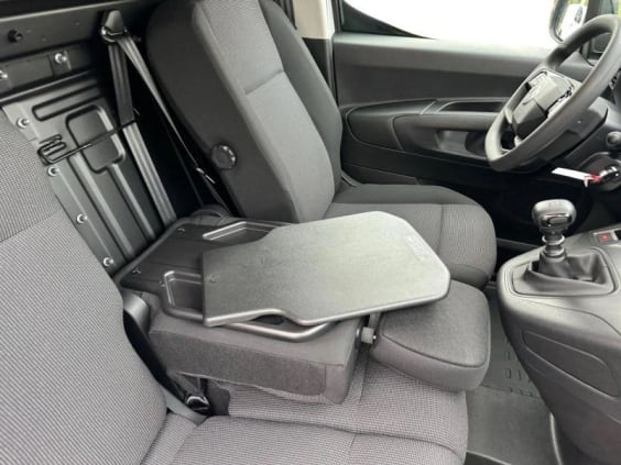 Citroën Berlingo 1.5 BlueHDi S&S 100CH  FOURGON M 650KG 3 PLACES + PACK PREMIUM CONNECT + PLANCHER BOIS Blanc