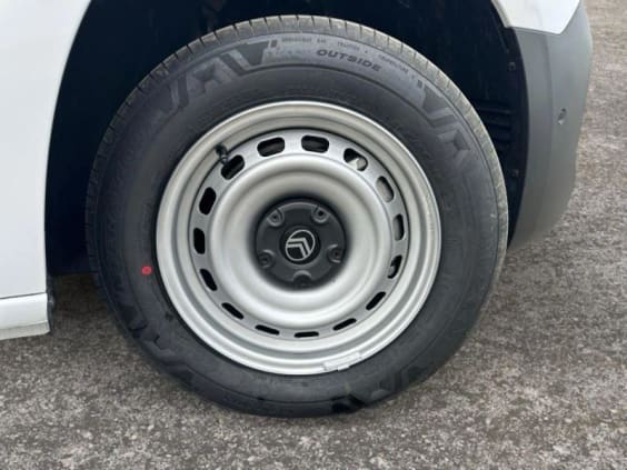 Citroën Berlingo 1.5 BlueHDi S&S 100CH  FOURGON M 650KG 3 PLACES + PACK PREMIUM CONNECT + PLANCHER BOIS Blanc