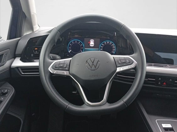 Volkswagen GOLF GOLF VIII 1.0 ETSI 110CH DSG LIFE Bleu Atlantique Metal