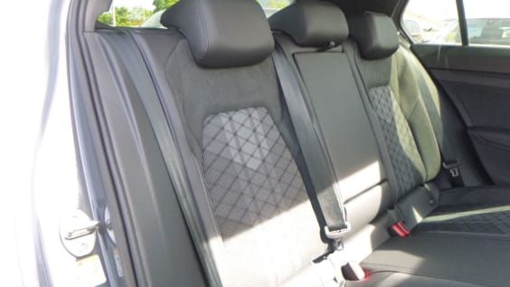 Volkswagen GOLF Golf 2.0 TDI 150 DSG7 R-Line Gris Dauphin