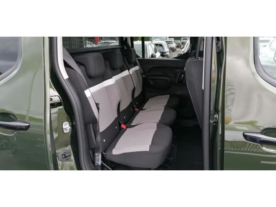 Citroën Berlingo N1 1.5 BLUEHDI 130 EAT8 MAX Vert Sirkka