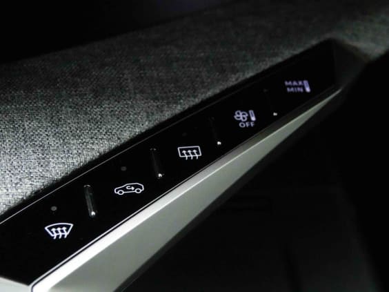 Peugeot 5008 HYBRID 145 AUT GT Gris