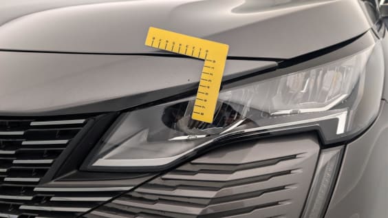 Peugeot 5008 Hybrid 136 e-DCS6 Allure Pack Gris Platinium / Toit Noir