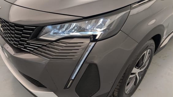 Peugeot 5008 Hybrid 136 e-DCS6 Allure Pack Gris Platinium / Toit Noir