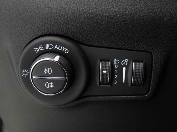 Jeep Compass E-HYBRID 130 T4 AUT SUMMIT Noir