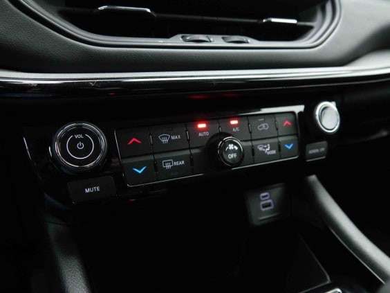 Jeep Compass E-HYBRID 130 T4 AUT SUMMIT Noir