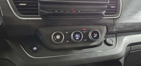 Renault TRAFIC FOURGON TRAFIC FG BLUE DCI 170 L1H1 3T AUTO EXTRA Gris Urbain