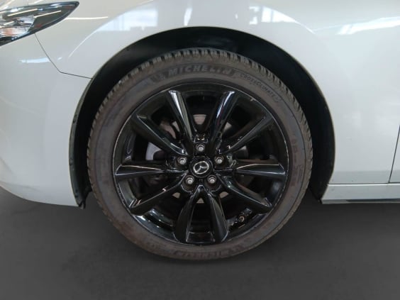Mazda MAZDA3 5 PORTES 2025 Mazda3 5 portes 2.5L e-SKYACTIV-G M Hybrid 140 ch BVM6 Homura Ceramic White