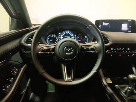 Mazda MAZDA3 5 PORTES 2025 Mazda3 5 portes 2.5L e-SKYACTIV-G M Hybrid 140 ch BVM6 Homura Ceramic White