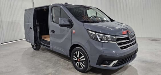 Renault TRAFIC FOURGON TRAFIC FG BLUE DCI 170 L1H1 3T AUTO EXTRA Gris Urbain