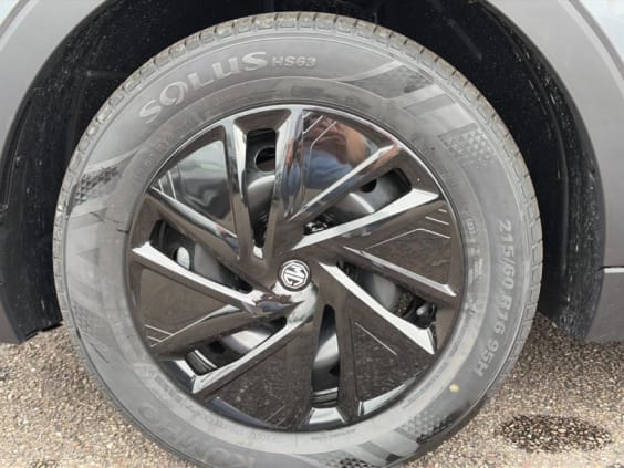 MG ZS HYBRID+ 197 STANDARD Gris