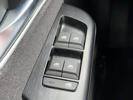 MG ZS HYBRID+ 197 STANDARD Gris