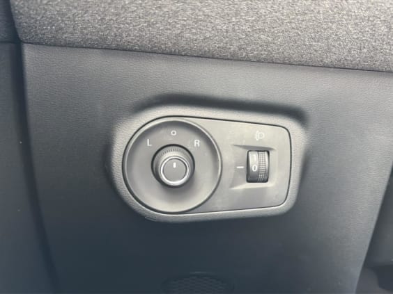 MG ZS HYBRID+ 197 STANDARD Gris