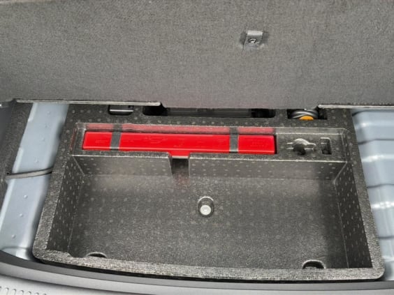 MG ZS HYBRID+ 197 STANDARD Gris