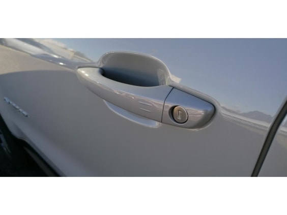 Jeep Avenger 1.2 T3 E-HYBRID 110 BVR SUMMIT Gris Stone + Toit Noir